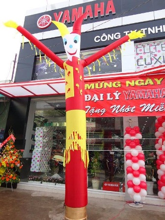 Rối hơi quảng cáo dùng để thu hút người xem