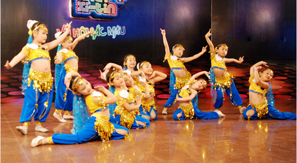 Thuê nhóm nhày, nhóm múa tại Hà Nội