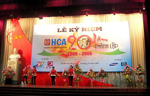 Tổ chức lễ kỷ niệm