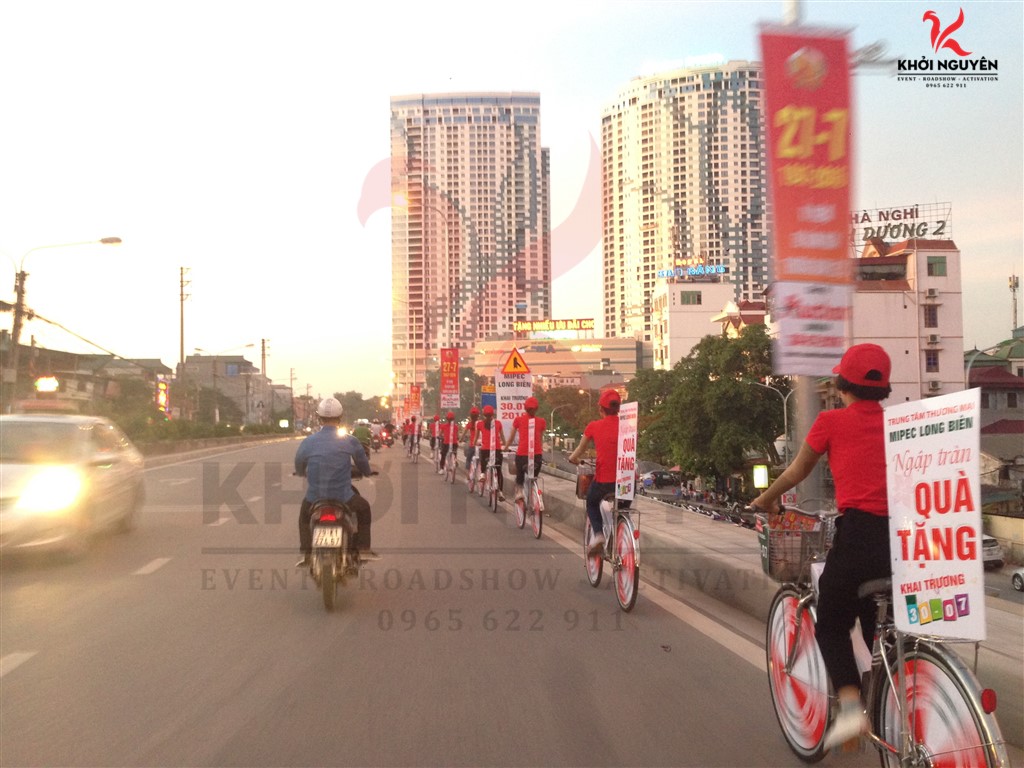 Tổ chức roadshow Tổ chức roadshow