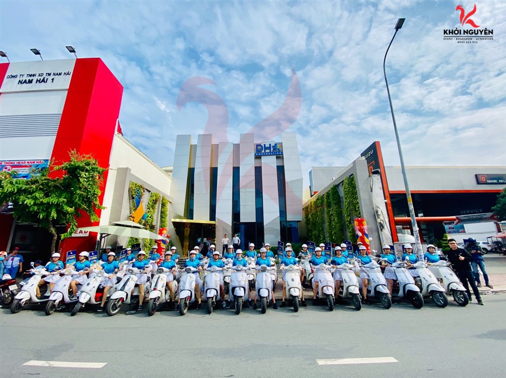 Tổ chức chạy roadshow