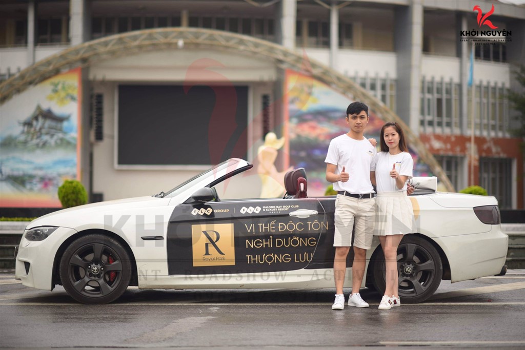 tổ chức roadshow