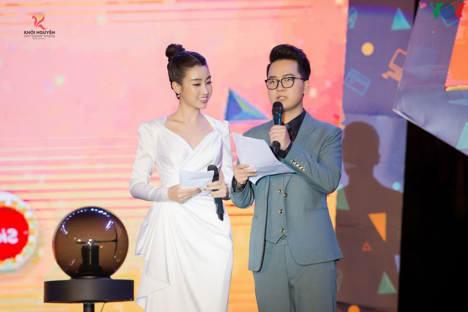 Tiệc tất niên