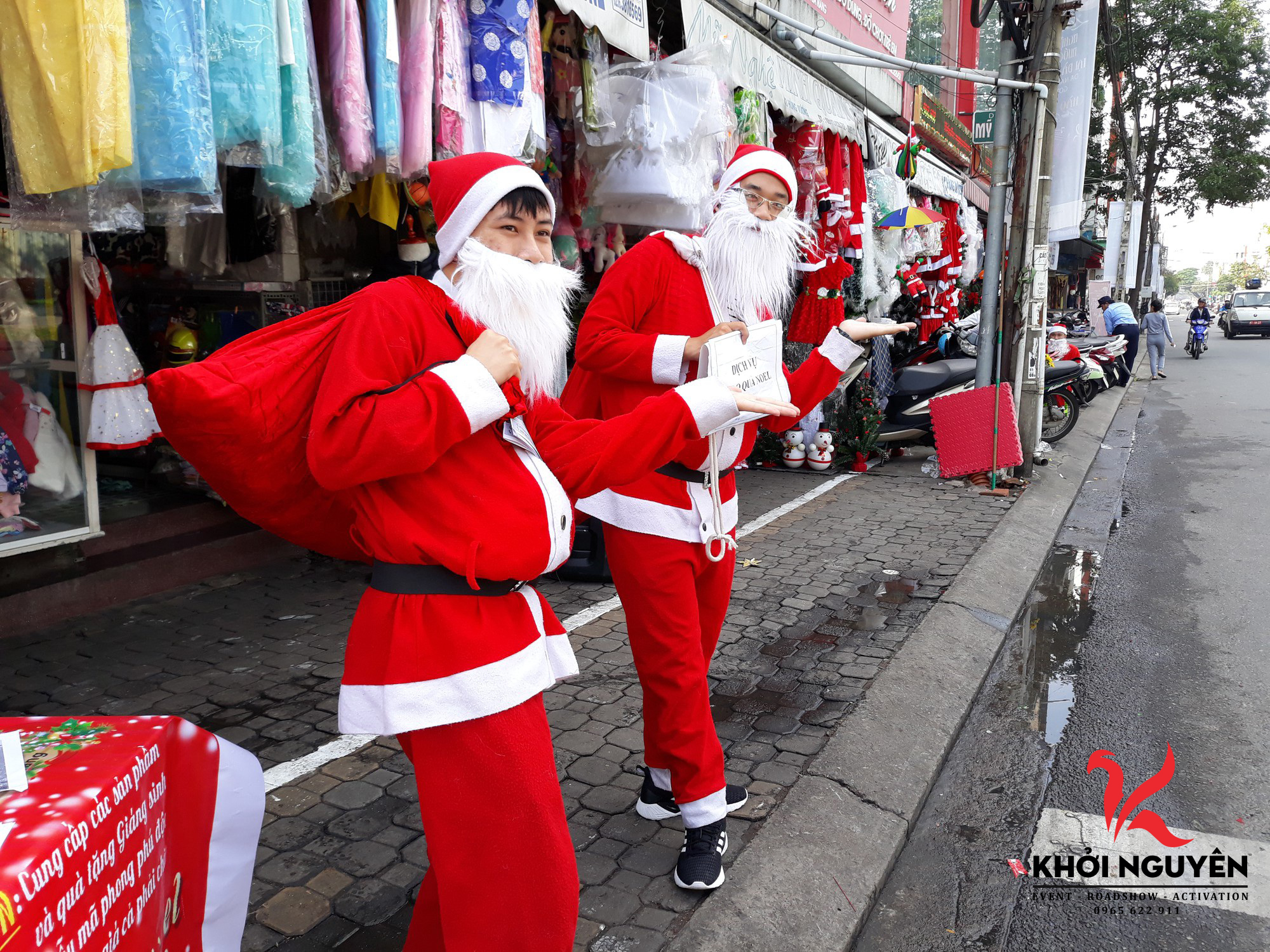 Dịch vụ ông già noel tặng quà
