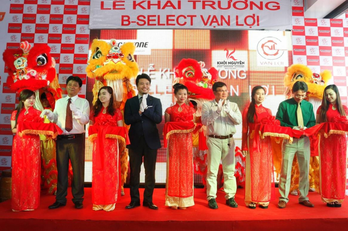 Tổ chức khai trương